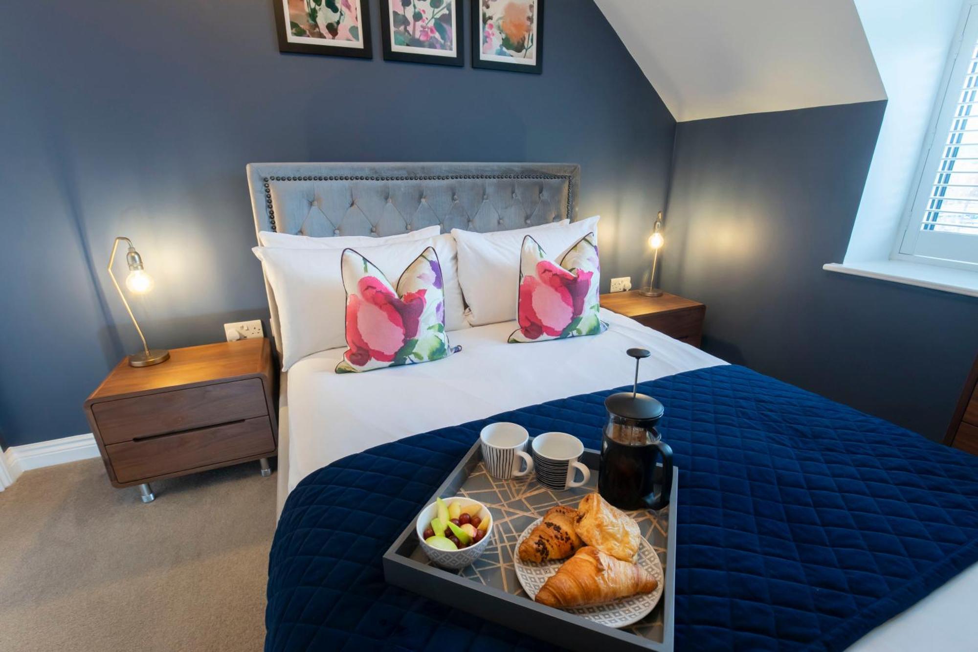 Appartement Elliot Oliver - Loft Style 2 Bedroom With Parking In The Docks